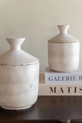 Image without description